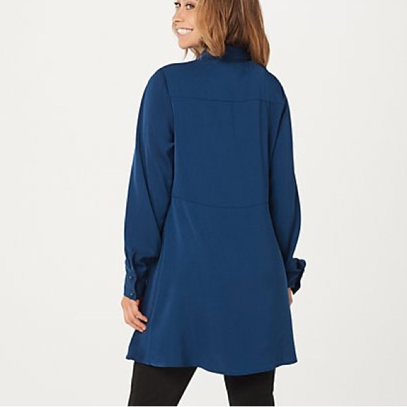 Susan Graver Silky Soft Stretch Peachskin Blue Button Front Big Shirt Large - Picture 3 of 12